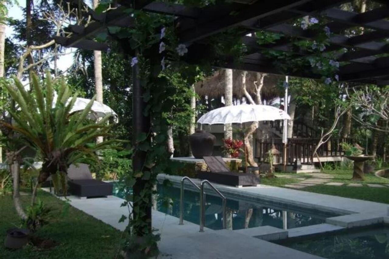 Puri Lotus Hotell Ubud Exteriör bild