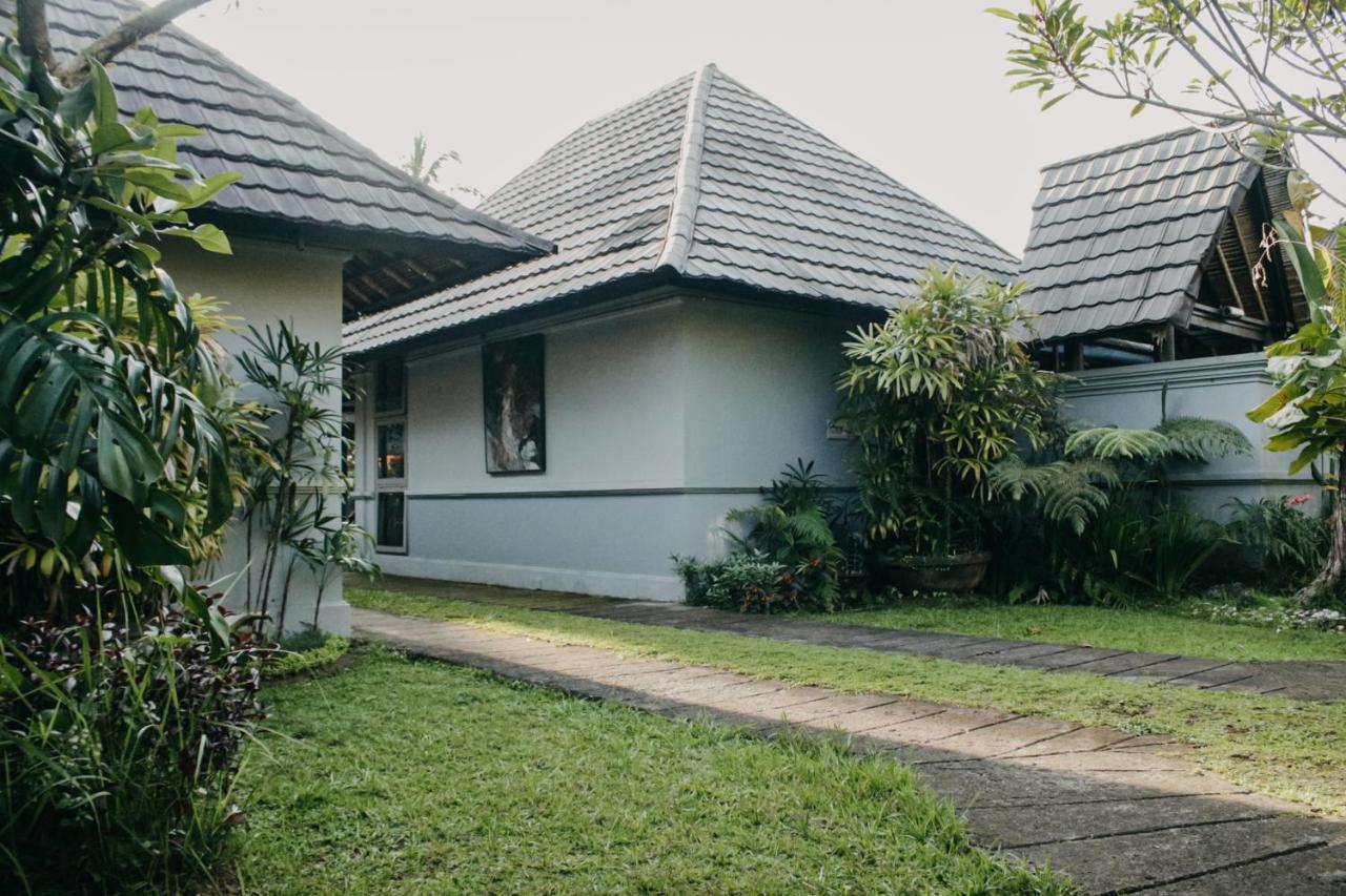 Puri Lotus Hotell Ubud Exteriör bild