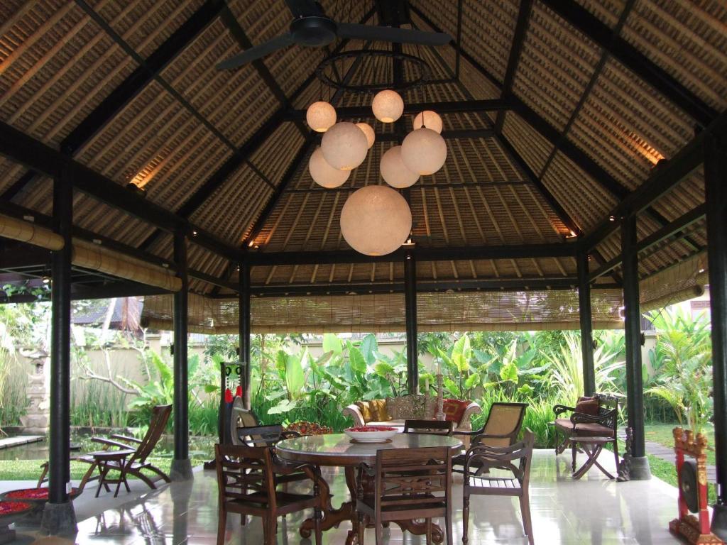 Puri Lotus Hotell Ubud Exteriör bild