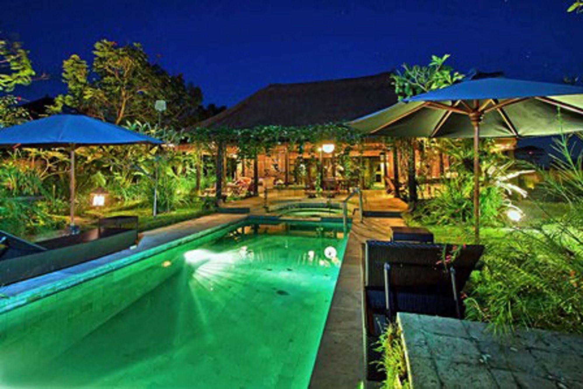 Puri Lotus Hotell Ubud Exteriör bild