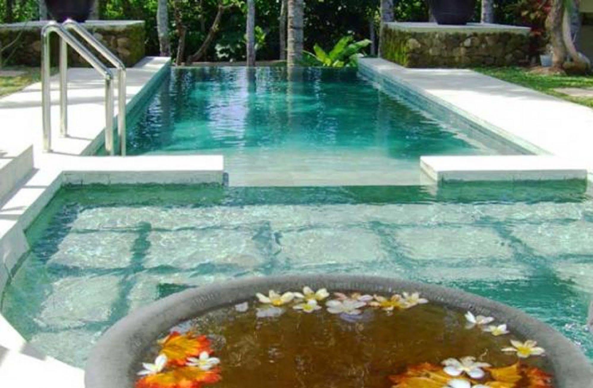 Puri Lotus Hotell Ubud Exteriör bild