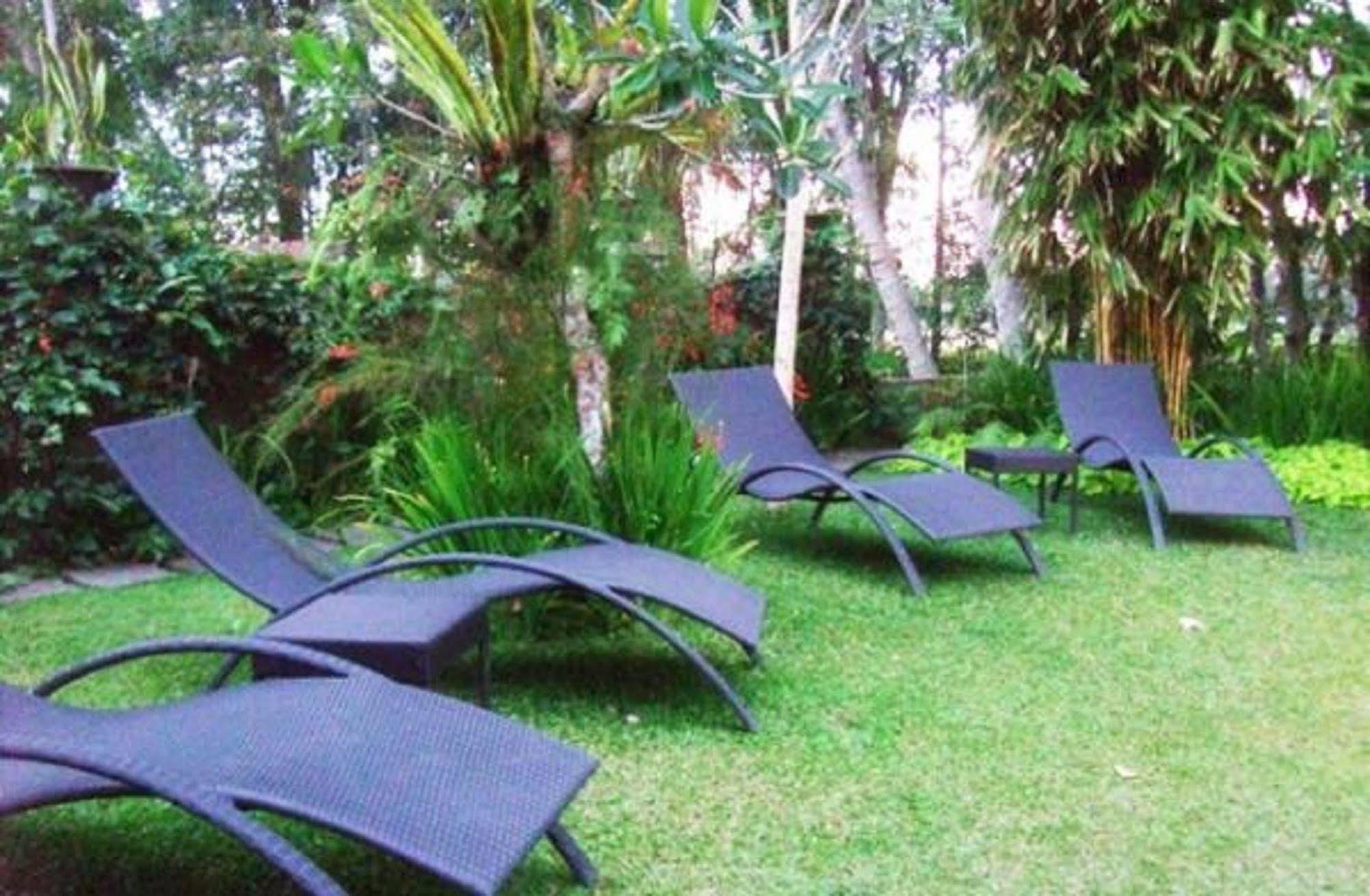 Puri Lotus Hotell Ubud Exteriör bild