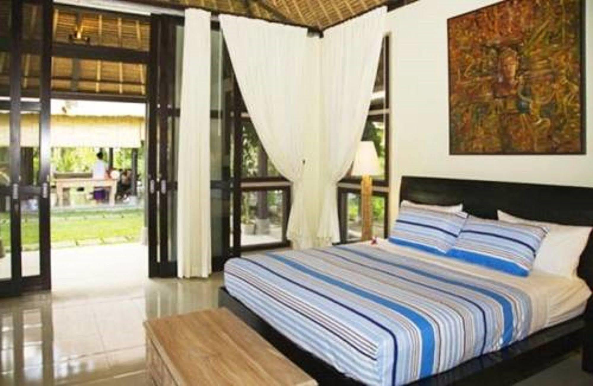 Puri Lotus Hotell Ubud Exteriör bild